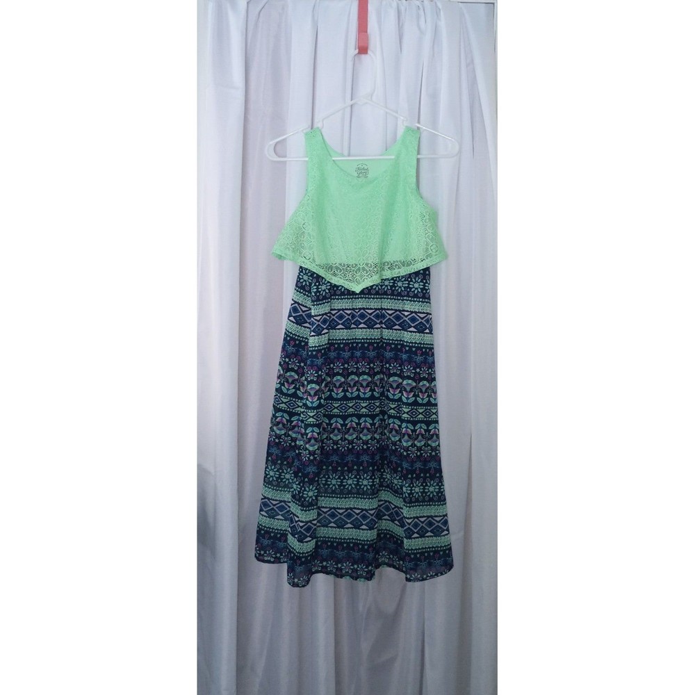 Adorable Girl's Summer Dress Size Medium 7/8